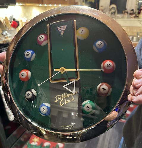 Vtg wall clock - wall,